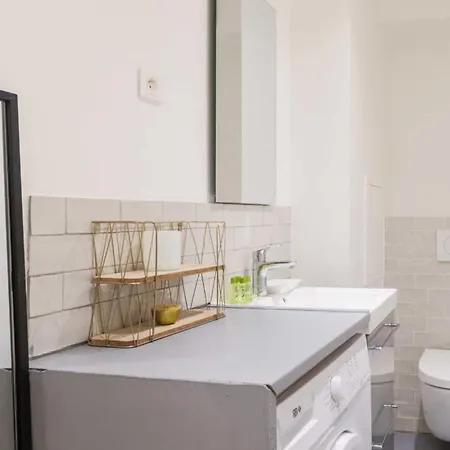 Charming For 2 - Bastille Apartament